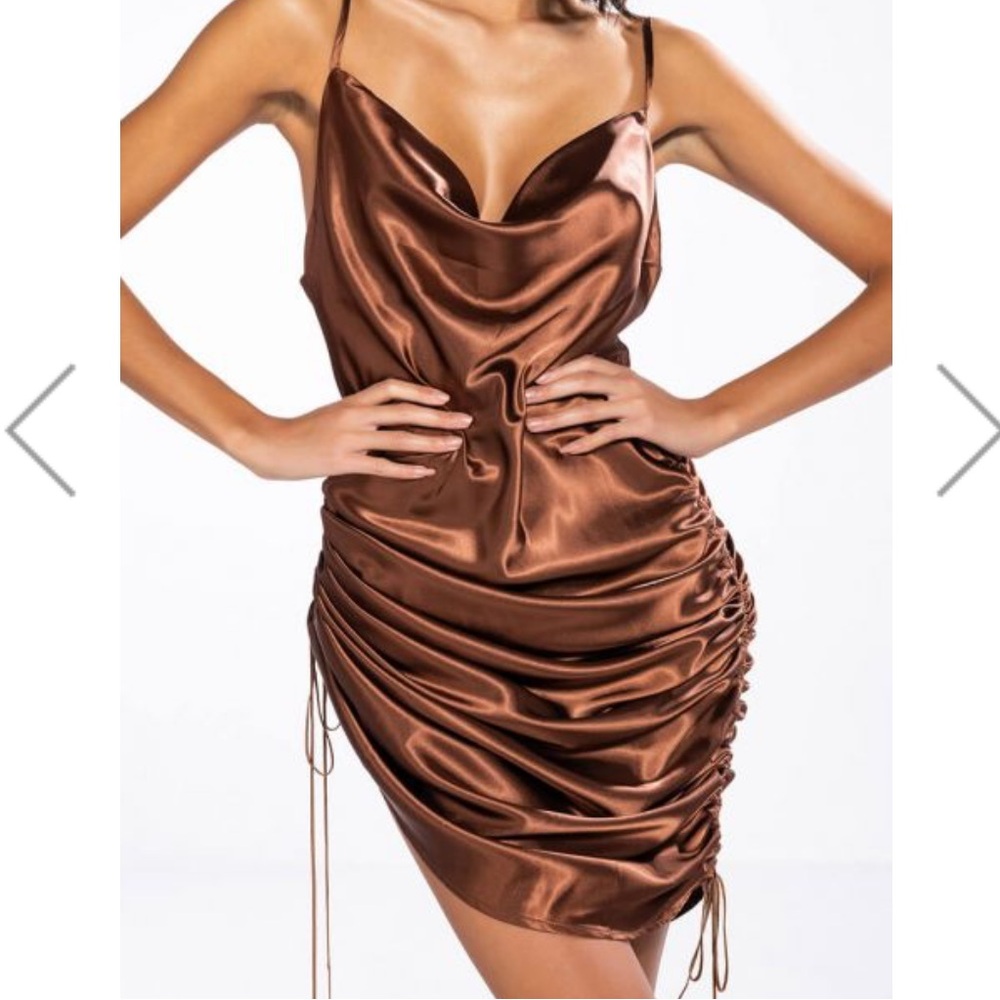 MAKING MEMORIES CONVERTIBLE MINI DRESS IN BROWN